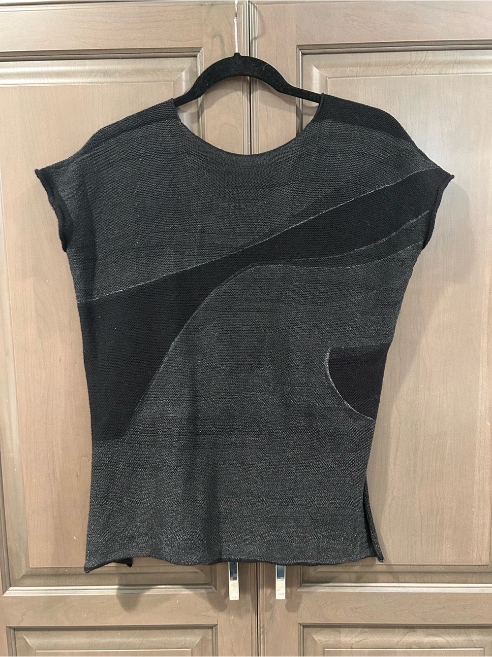 Project Runway Designer Michael Drummond, Sleeveless Sweater, Black/Gray